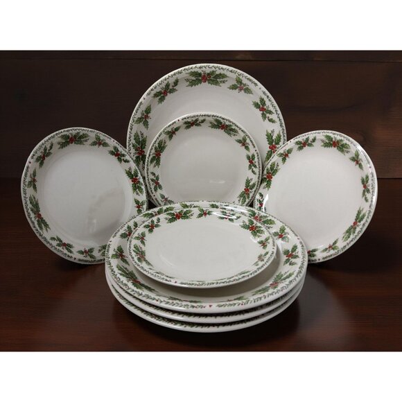 Vintage 1980's Set of 4 Ciera Fine Dinnerware Christmas Holly Berries Dinner,Des - Picture 3 of 9